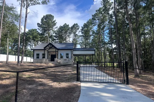 5054 HICKORY HILL RD