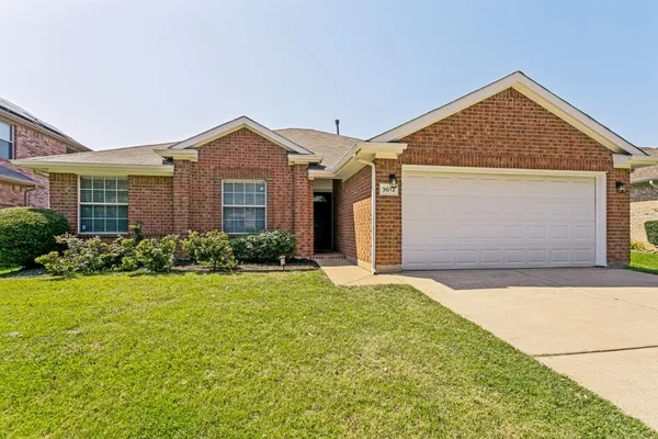 3012 BERKSHIRE LN