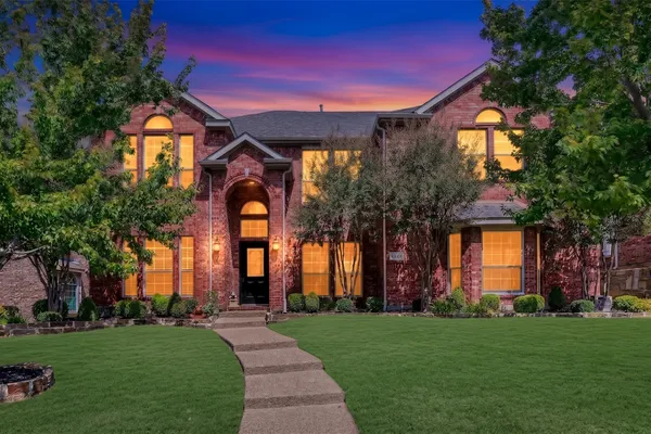 1548 KINGS VIEW DR