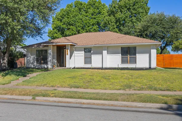 2417 IDLEWOOD DR
