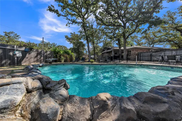 5511 MARSHFIELD CT
