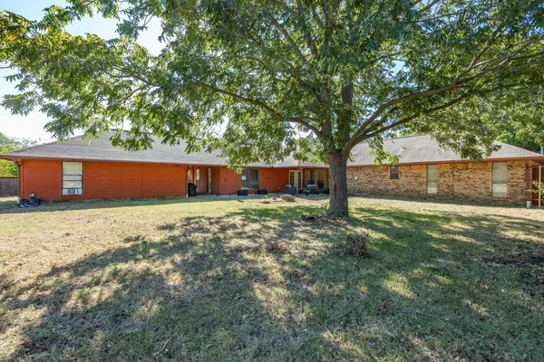 840 LYNN ANN DR