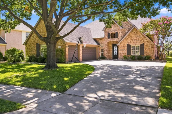 1820 FOREST BEND LN
