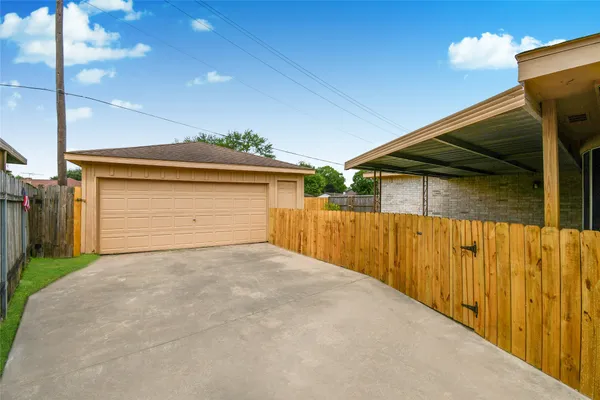 12110 KIRKHOLM DR
