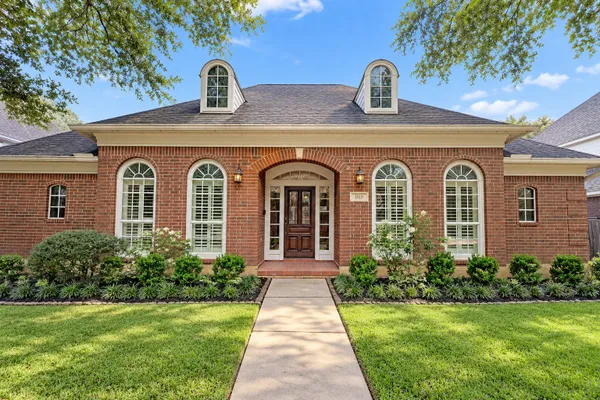 1515 MOON SHADOW CT