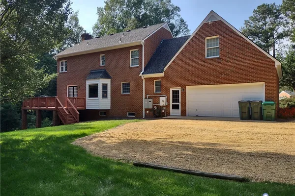 715 REESE DR