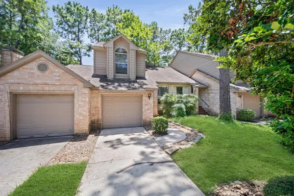 13 LAKERIDGE DR