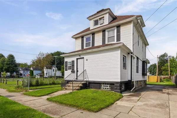 11 SANTEE ST