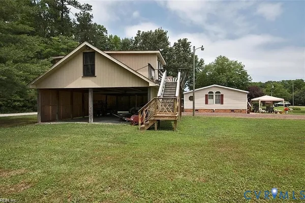 237 ABBEY LN