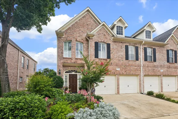 5774 DOLIVER DR