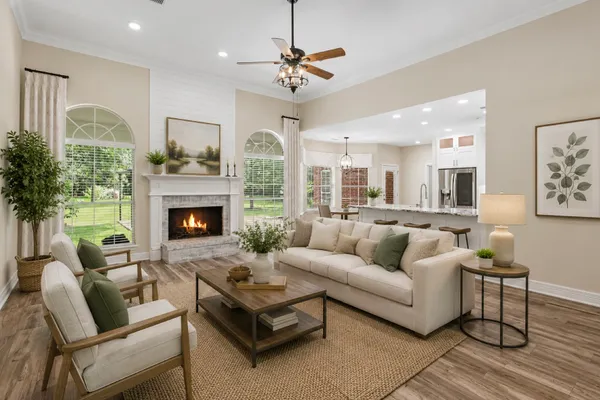 8911 DIAMANTE DR