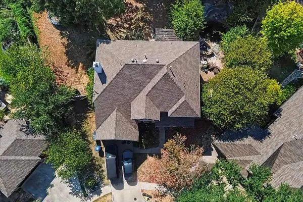 5213 LAKE CREST DR
