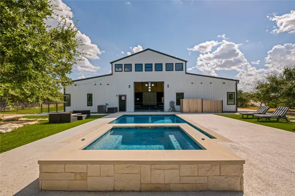 1118 HARMON HILLS RD