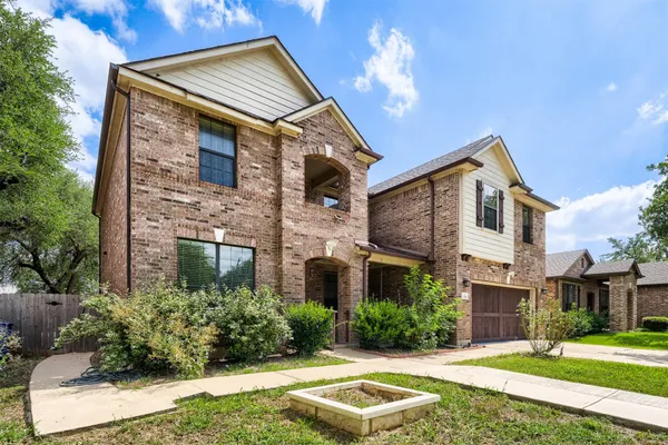 2310 MCKENDRICK DR