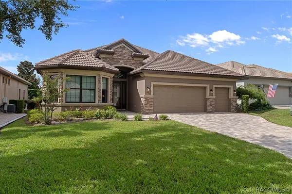 1220 W SKYVIEW LANDINGS DR