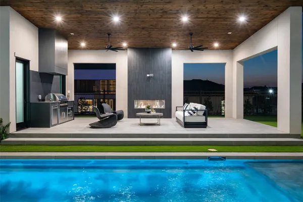 3385 TUSCAN OAKS DR