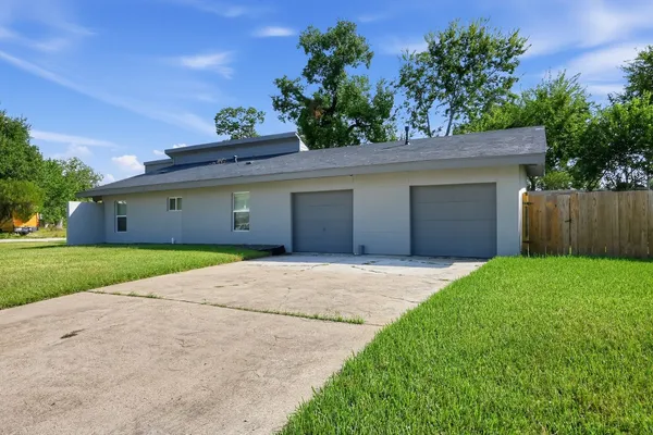2626 KNOTTY OAKS TRL