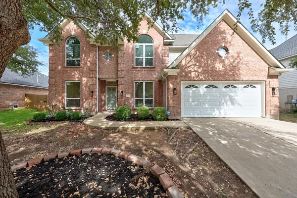 1245 LACEY OAK LOOP