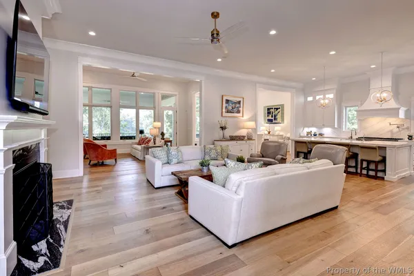 422 RIVERS EDGE
