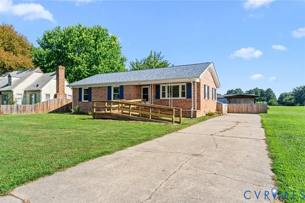 528 WARE AVE