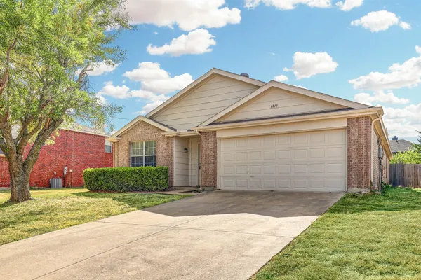 1815 CITADEL DR