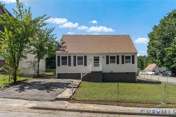 2219 DELLROSE DR