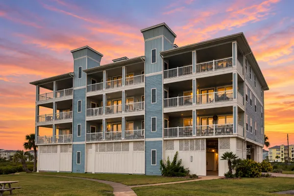 26501 MANGROVE DR 201