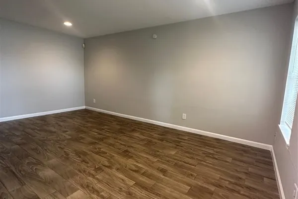 10004 WESTVIEW A