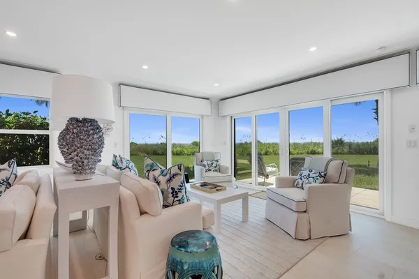2636 OCEAN DR 103