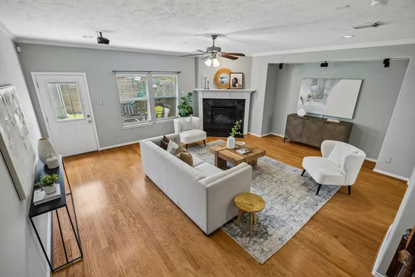 1334 ELLA PL