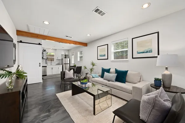 1406 BRENTWOOD ST 2
