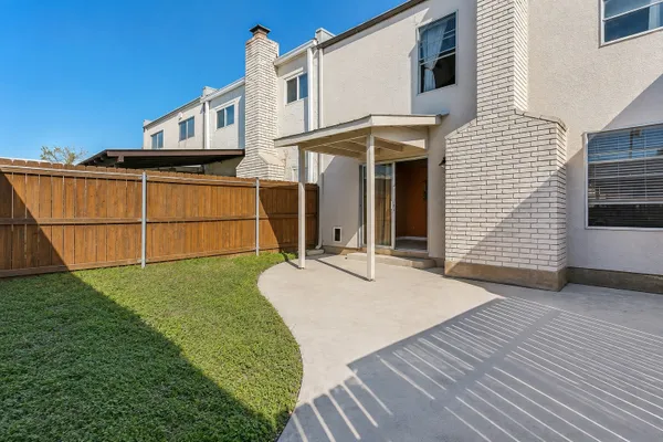 406 AMISTAD BLVD