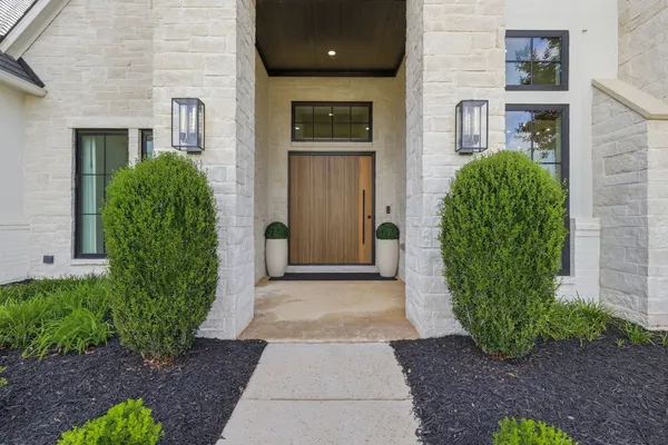 4500 SADDLEWOOD DR