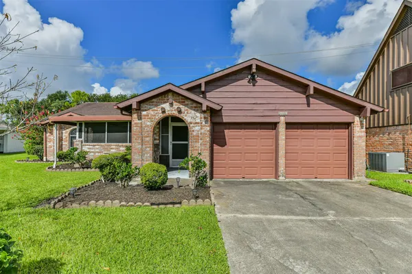 12118 KIRKHOLM DR