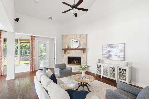 2724 PIERSALL DR