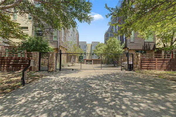 432 TRINITY RIVER CIR