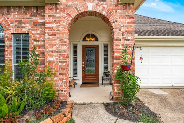 416 MAGNOLIA WAY
