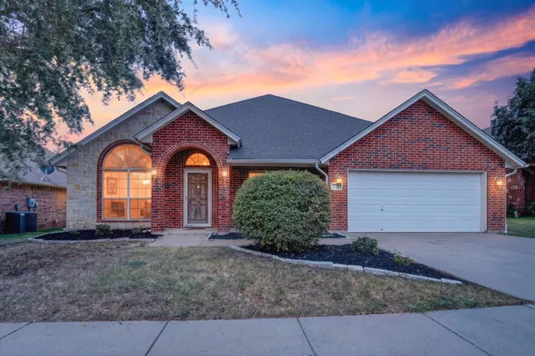 6829 CHEATHAM DR