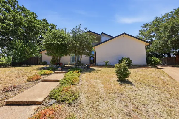 2700 SHADOW WOOD CT