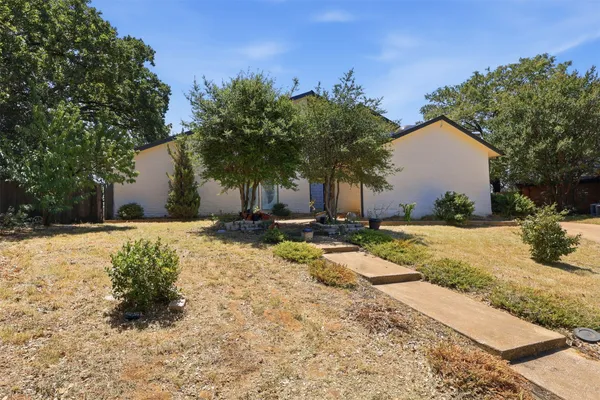2700 SHADOW WOOD CT