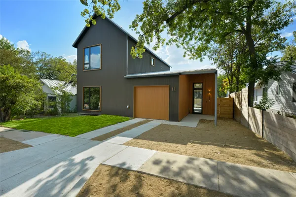 1606 CEDAR AVE A