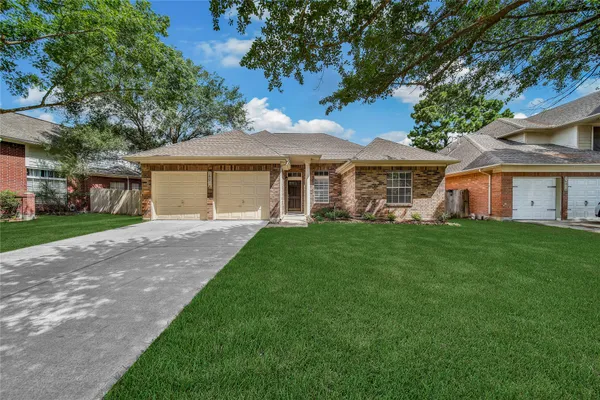 16014 BRITTANY KNOLL DR