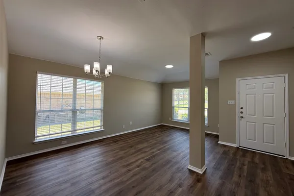 2110 GLEANER DR