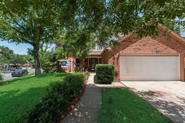 3113 RUSTIC WOODS CT