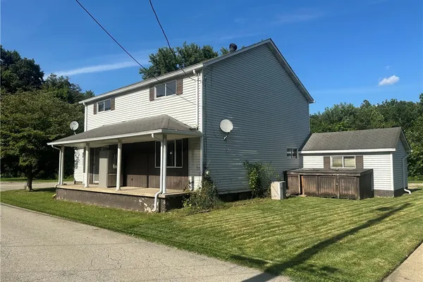 326 RIVERSIDE