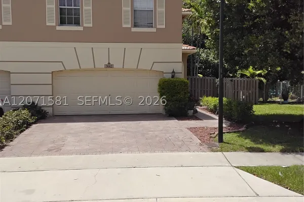 3642 ASPERWOOD CIR