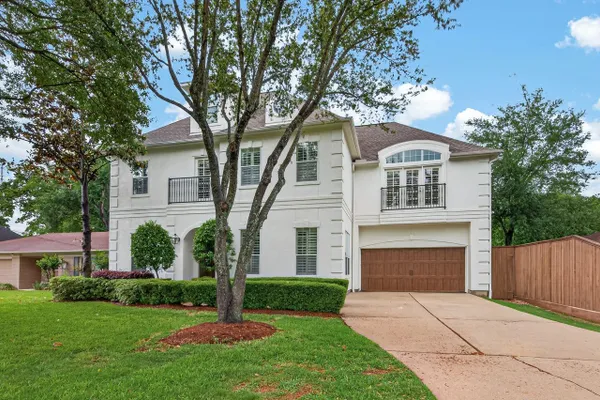 10932 LASSO LN