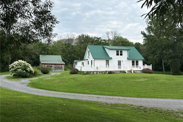 8103 SWAN RD