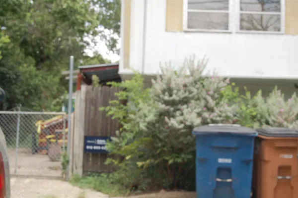 2102 BLUE MEADOW DR