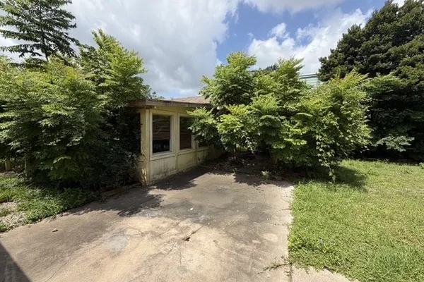 1813 COVE PARK